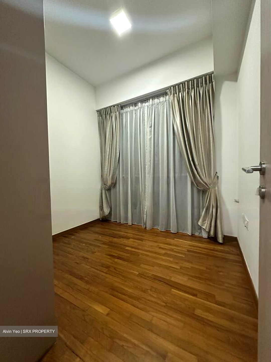 J Gateway (D22), Condominium #572232131